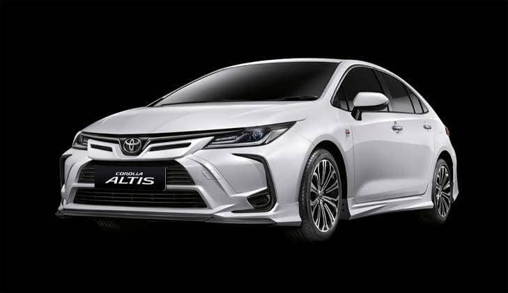 Sedan/Altis